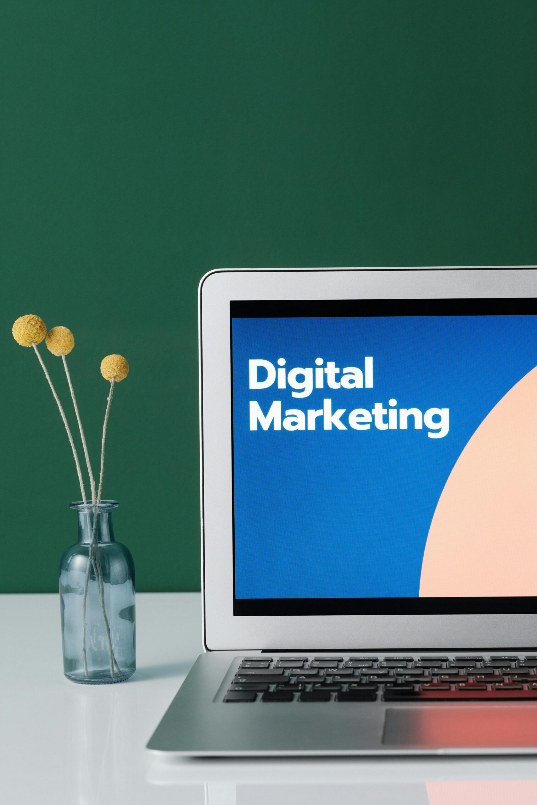 Why Digital Marketing Outshines Banner and Offline Marketing